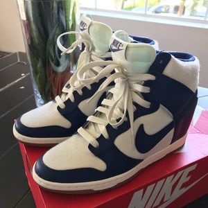 Nike Women’s Dunk Sky Hi